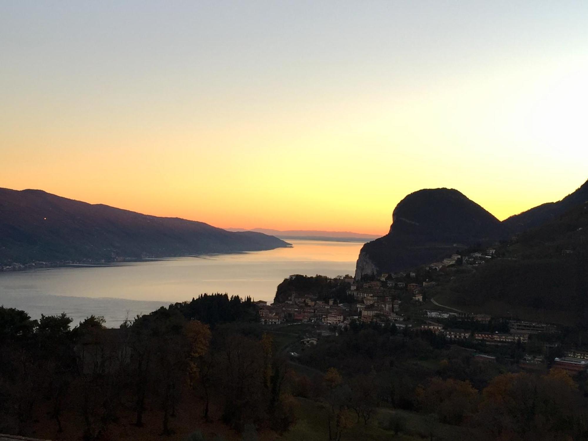Appartamento Casa Roby Tremosine Esterno foto